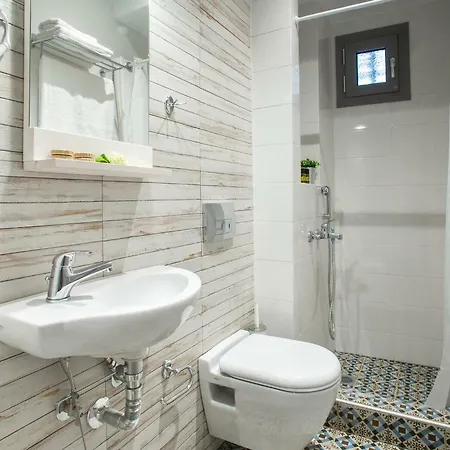 Nissos Guest house