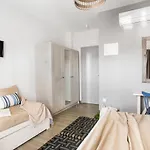 Guest house Nissos 3*
